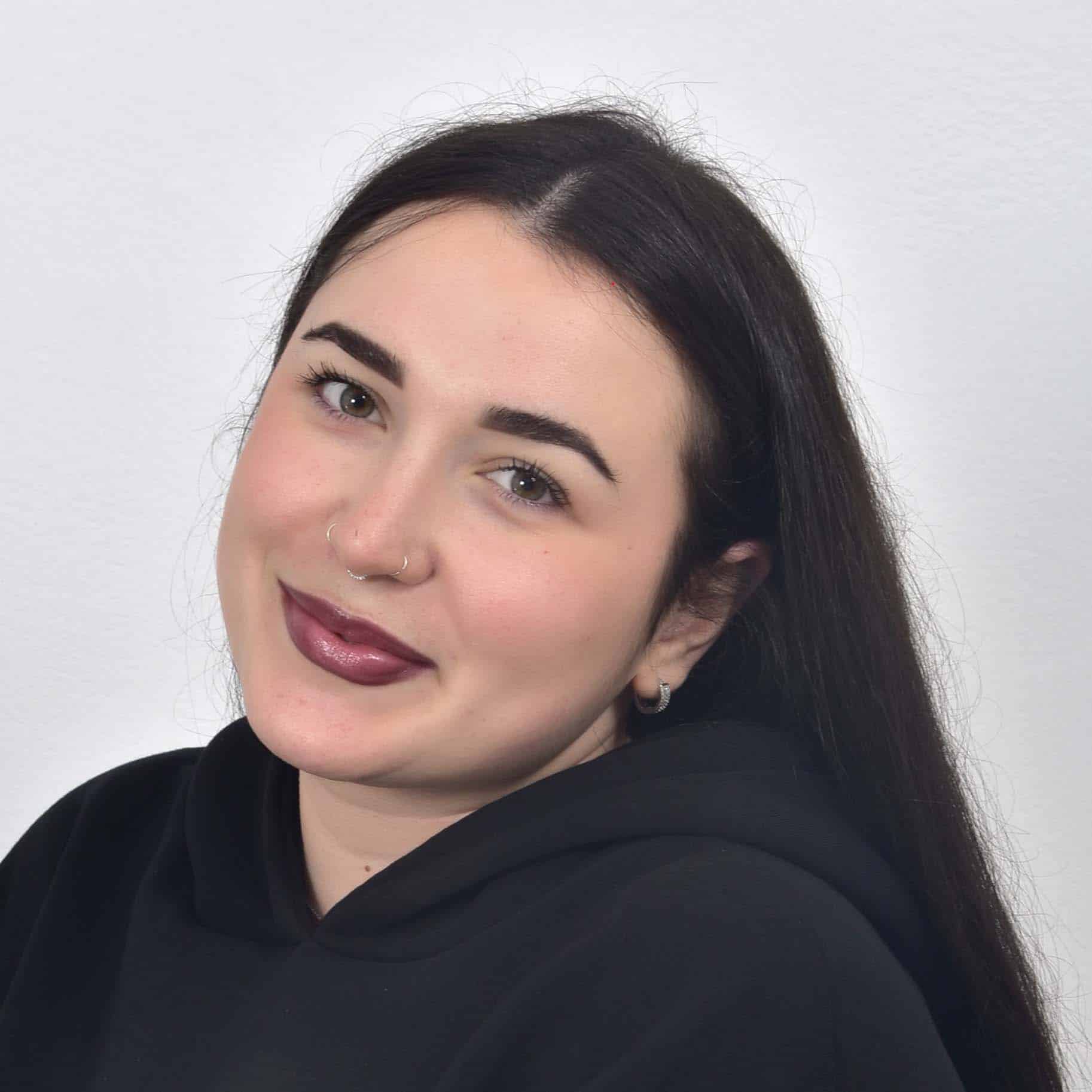 Τσιρτσίκου Λεώνη